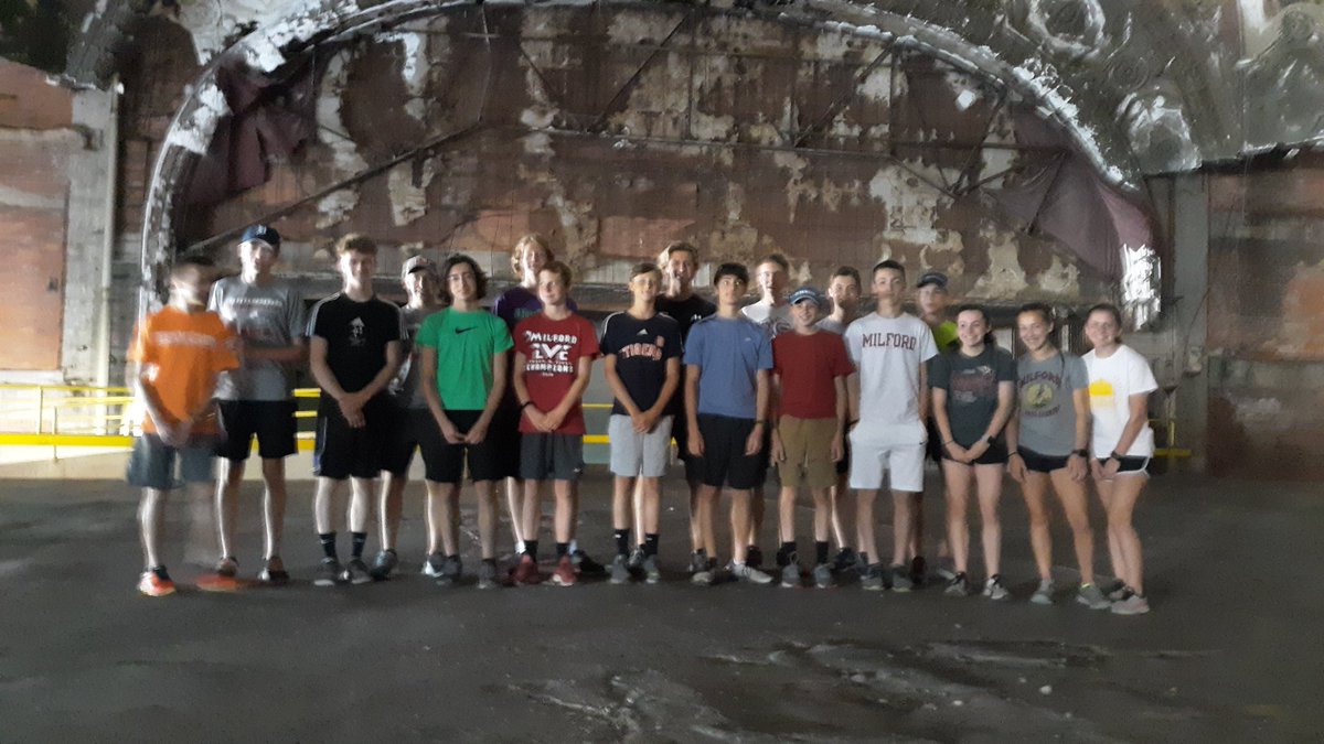 MilfordXC's tweet photo. "We Run Detroit" on the cities 318th Birthday. #MadeInDetroit #GoTigers #BestQuarterEver https://t.co/T9hfgEtidc