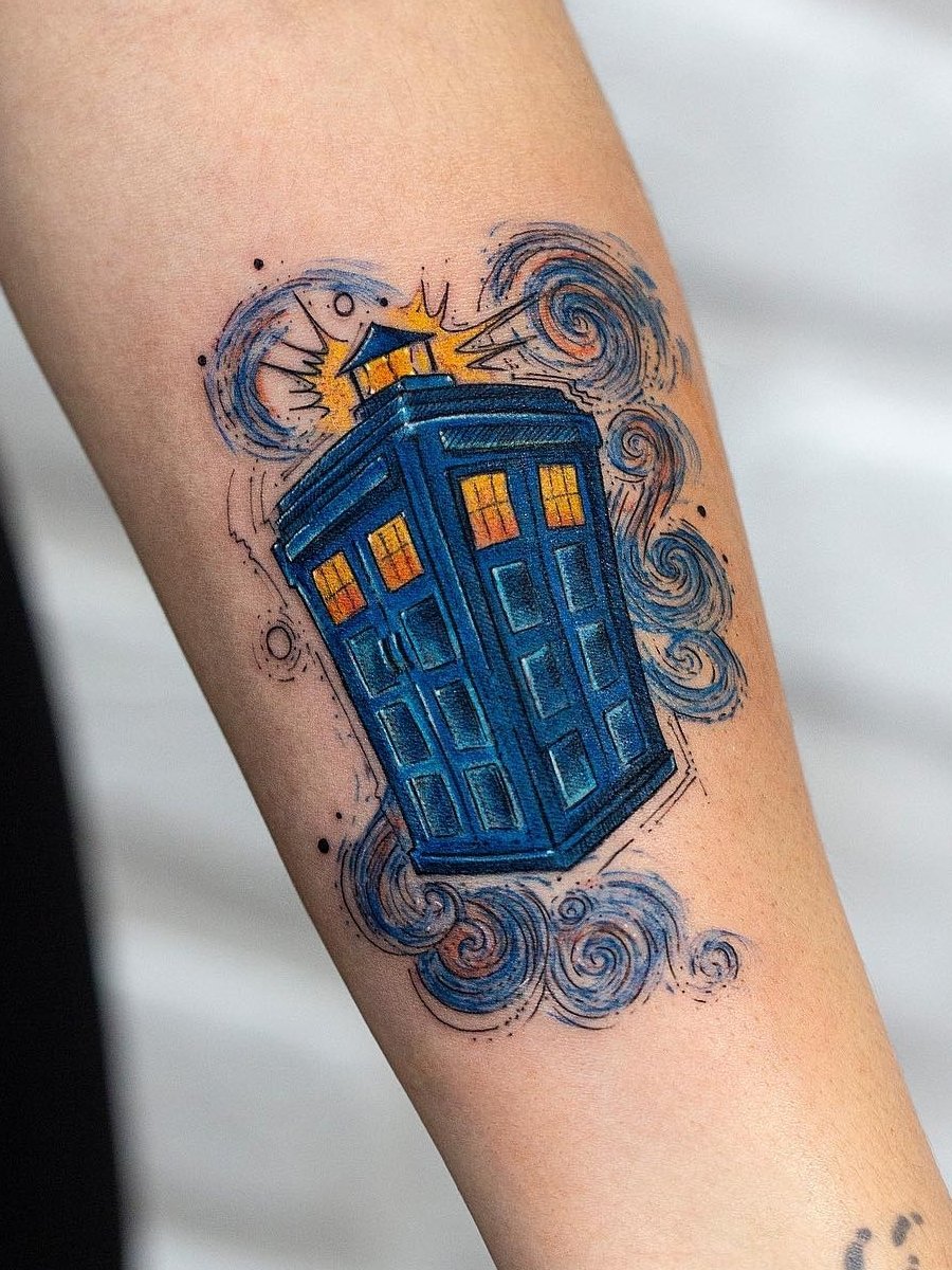 Ramón в X: „Robson Carvalho &gt; TARDIS (Doctor Who) #tattoo #ink #art https://t.co/EAT2cv7PIp“ / X