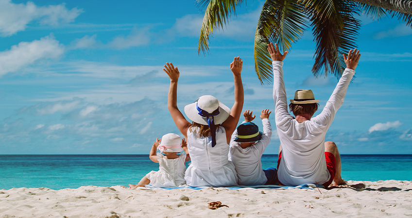 PublimetroMX's tweet photo. Considera transporte, hospedaje y presupuesto en tus vacaciones.
--->https://t.co/3VrjIUzAME
#Vacaciones #TipsAutosRPM 
@AutosRPMoficial https://t.co/tZ8OFnz93u