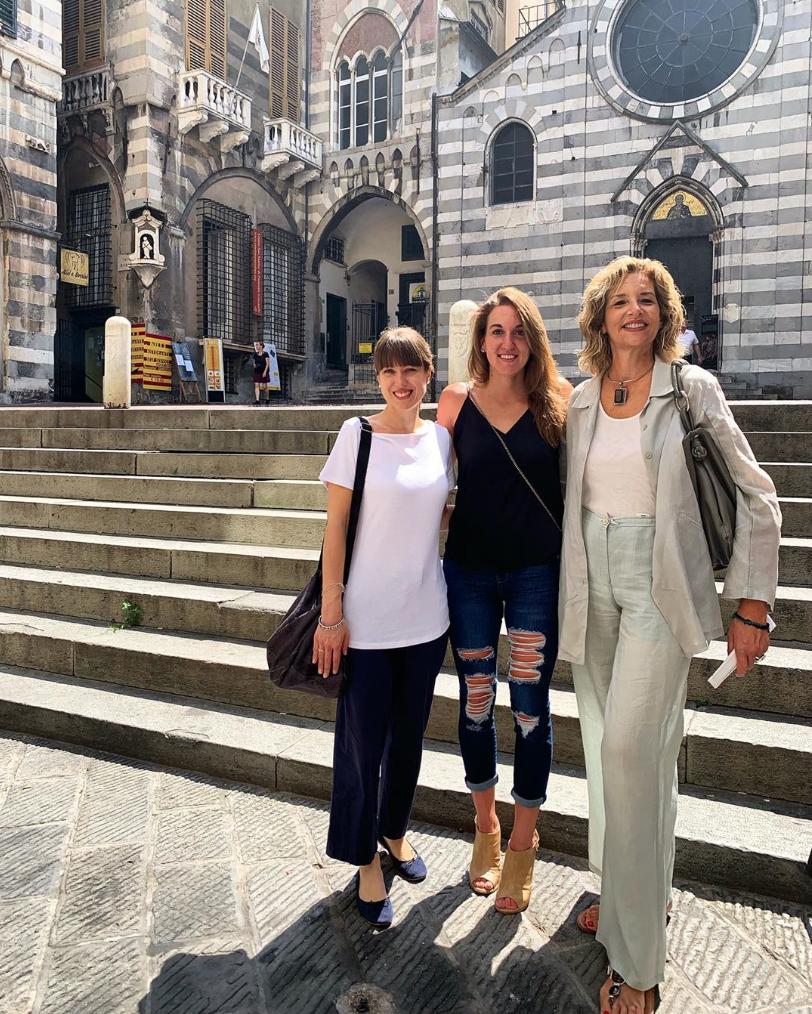 Study in Italy tweet media