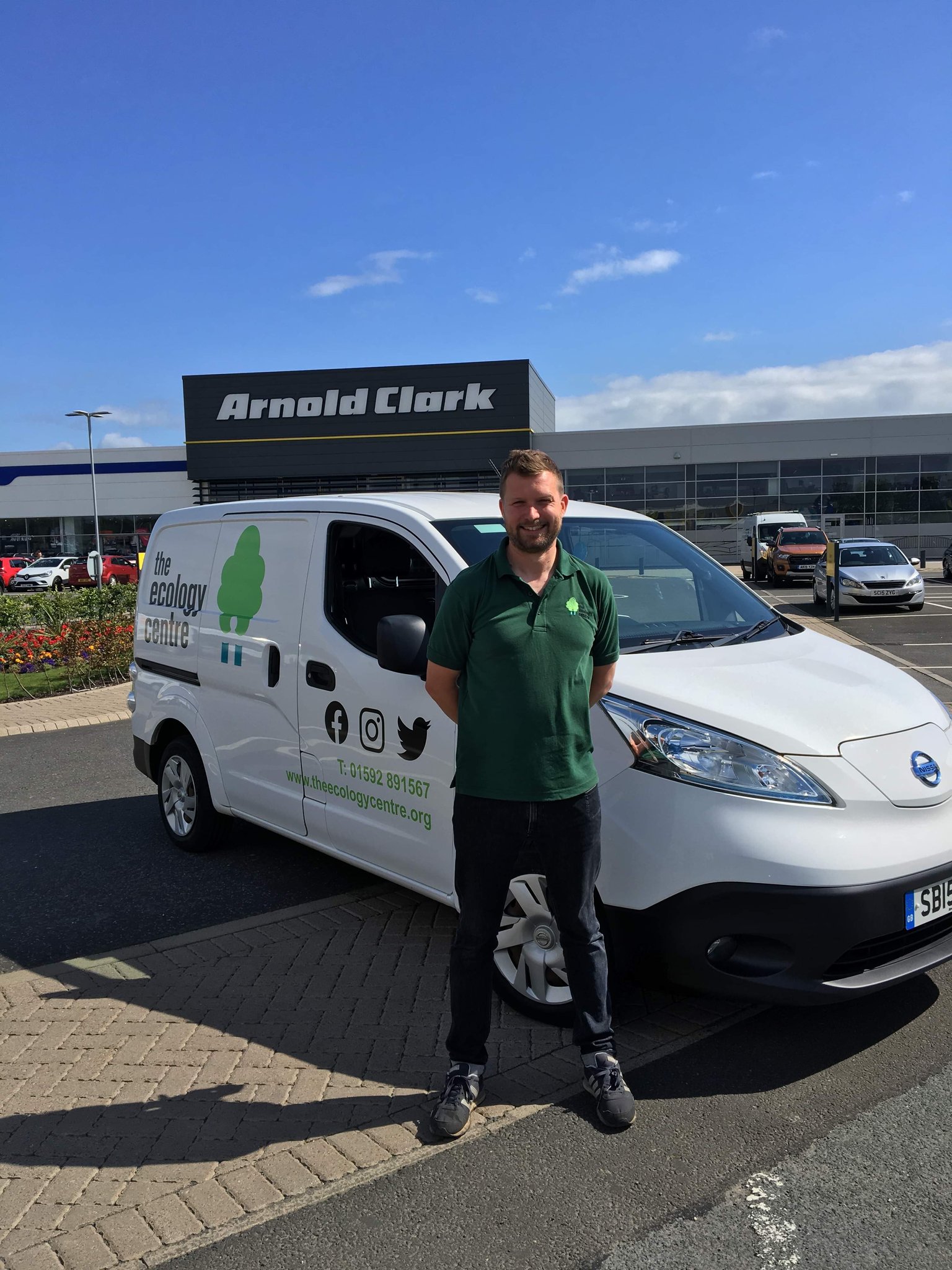 arnold clark van centre