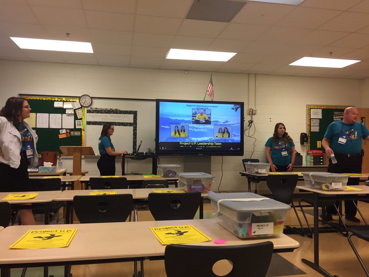 mswolf_STEM's tweet photo. The Project UP team presenting at #VTEEA19 https://t.co/UBMWCDHeLJ