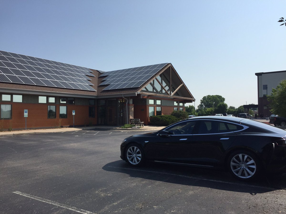 The #ElectricVehicle ride and drive at Evergreen Credit Union starts at 11 am - see you there! <a href="/WICleanCities/">WI Clean Cities</a> <a href="/RENEW_Wisconsin/">RENEW Wisconsin</a> <a href="/WISPIRG/">WISPIRG</a>