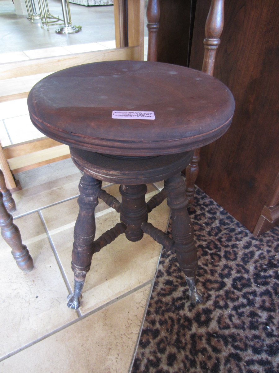 SecondsCity's tweet photo. Mmmmmm... #WoodworkWednesday...

Prices drop 1% every day. Call us at 440-845-3000 to find out more about an item and get today's price. Tell them you saw it online! #ShopSmall #ShopLocal #ConsignCLE #LocalCLE https://t.co/g9Z7seoNZc