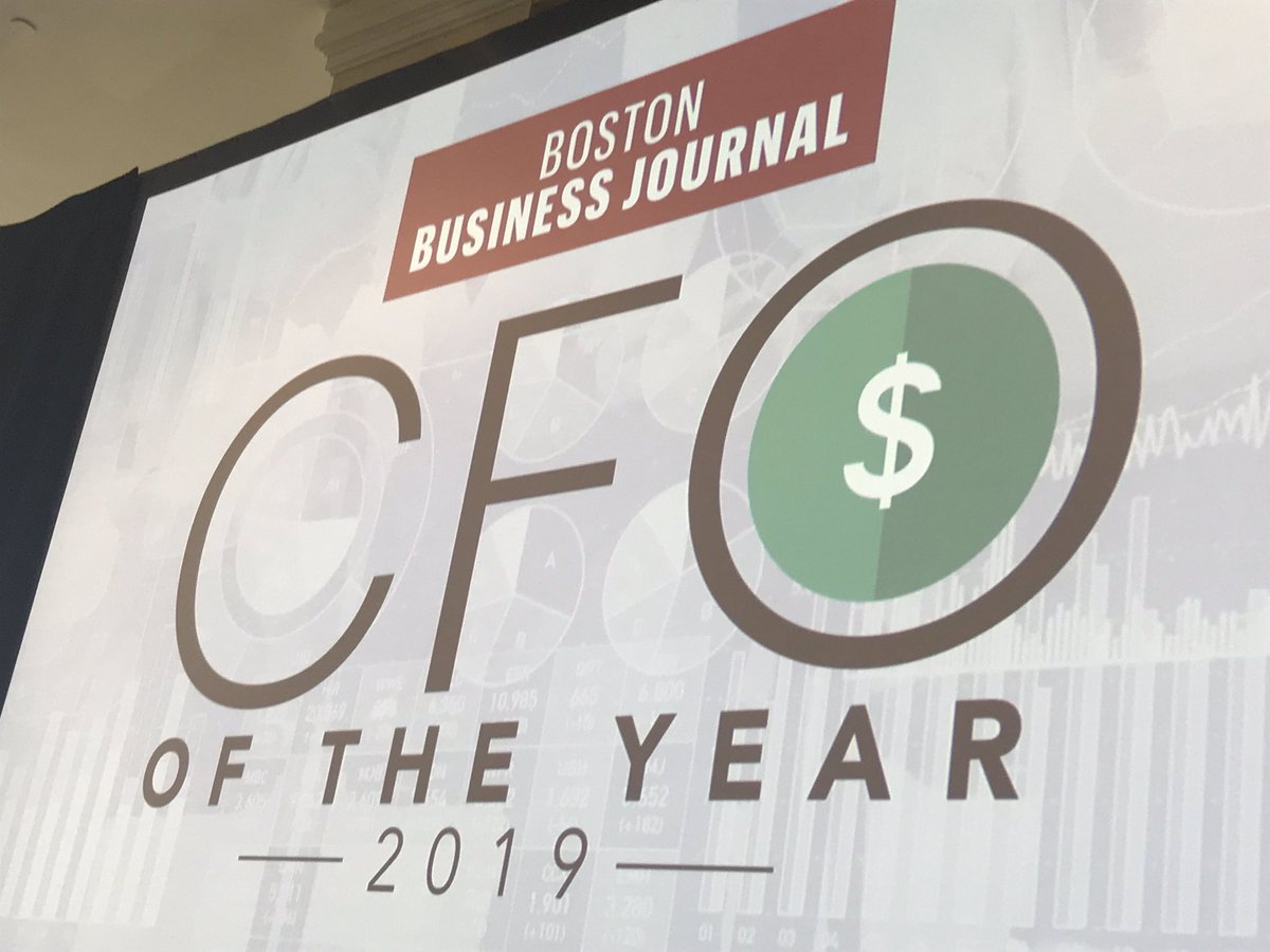 BosBizLucy's tweet photo. Now at @seaportboston, the Plaza room is filling up quickly and #BBJCFO prizes are shining π Program starts in 2 mins https://t.co/uzN57oGbB2