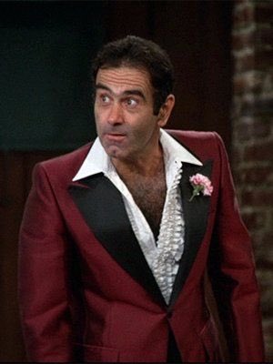 Happy birthday Dan Hedaya ( Nick Tortelli) 