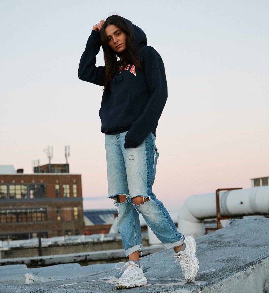 The New @pvndagvng hoodie is a must 🙌

#streetwear #streetweardaily #streetfashion #streetstyle #elegance #fashionformen #fashionforwomen #streetbeast #style #menswear #womanswear #casesonline