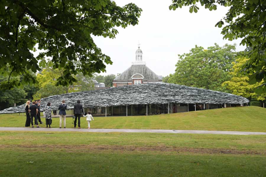 emcdesignltd's tweet image. Have you seen our list of design-related events to look forward to in London from July to September?
emcdesign.org.uk/upcoming-desig…
#emcdesign #design #designforpublishing #design #designers #londondesignImage from Getty images.