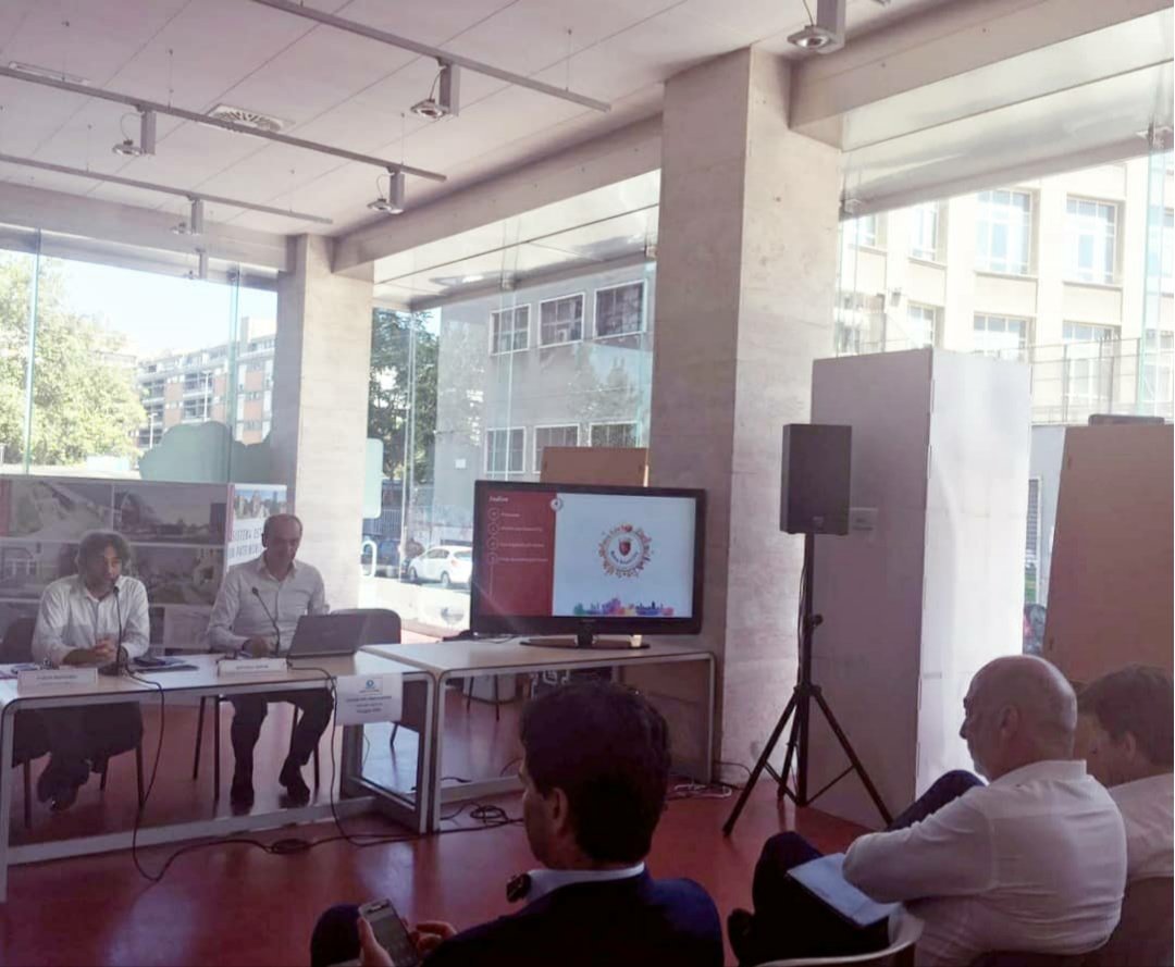 Prosegue il percorso di condivisione del piano #SmartCity di <a href="/Roma/">Roma</a>. Ne abbiamo discusso oggi con gli iscritti al Forum Innovazione di Roma Capitale, il tavolo di lavoro tra Amministrazione, cittadini e associazioni di settore sulla trasformazione digitale della nostra città.