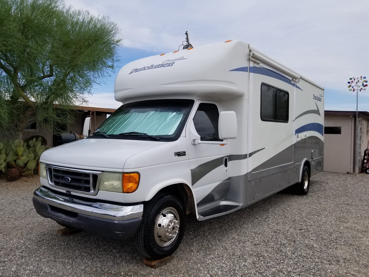 Priority2Clean's tweet image. #RV in for a basic rinseless wash and IGL Premier to seal. #iglpremier #water