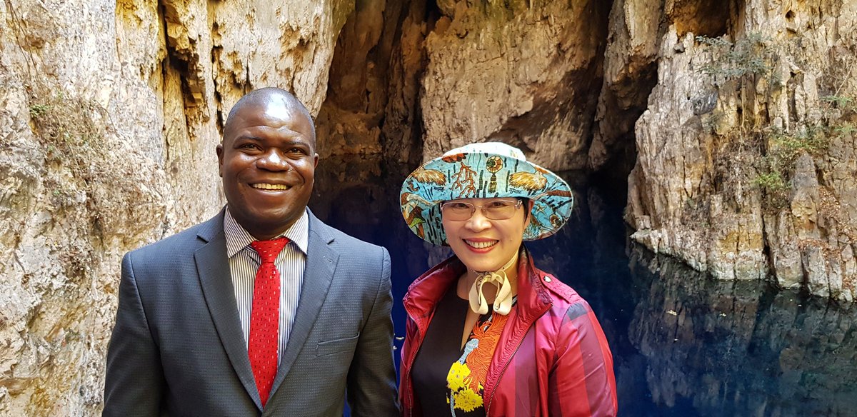 MOTHI_ZIMBABWE's tweet photo. With so much pride Chinhoyi's Mayor Dyke Makumbi led the delegation as he showed them #Chinhoyi's prime attraction...The #ChinhoyiCaves.
#ZimChina #TouchRoad #ZimTourismGrowth #MashWest #VisitZimbabwe https://t.co/jmBdxmyYxO