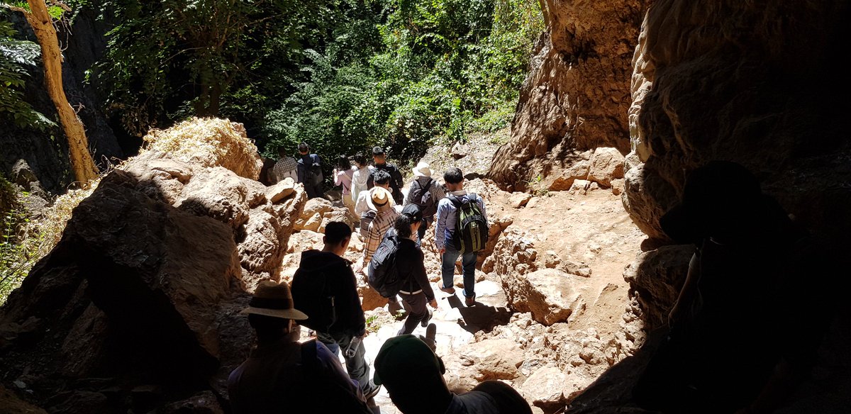 MOTHI_ZIMBABWE's tweet photo. With so much pride Chinhoyi's Mayor Dyke Makumbi led the delegation as he showed them #Chinhoyi's prime attraction...The #ChinhoyiCaves.
#ZimChina #TouchRoad #ZimTourismGrowth #MashWest #VisitZimbabwe https://t.co/jmBdxmyYxO
