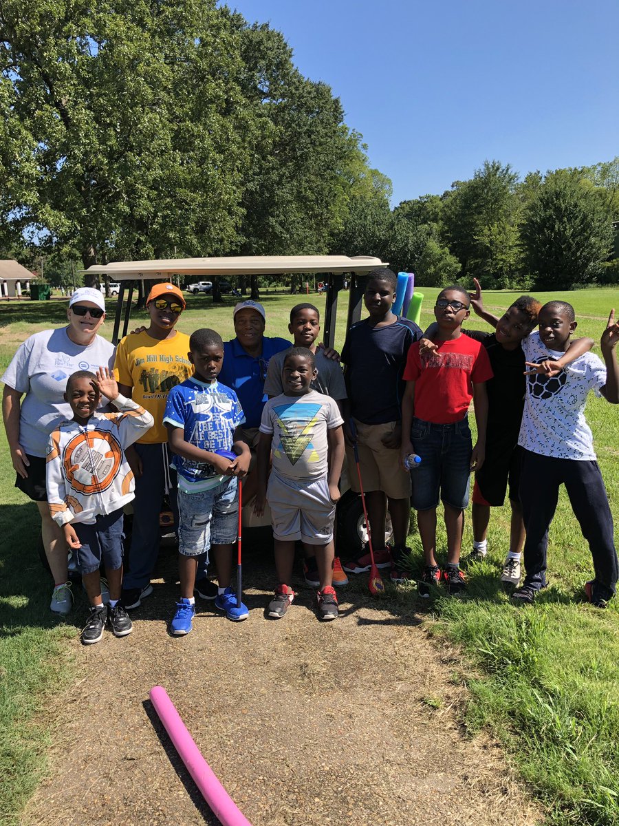 MargoColeman's tweet image. A FUN morning with these kids!! #golf #firsttee #firstteecentralms #msurbanleague #lifeskillsclass #9corevalues @TheFirstTeeMS