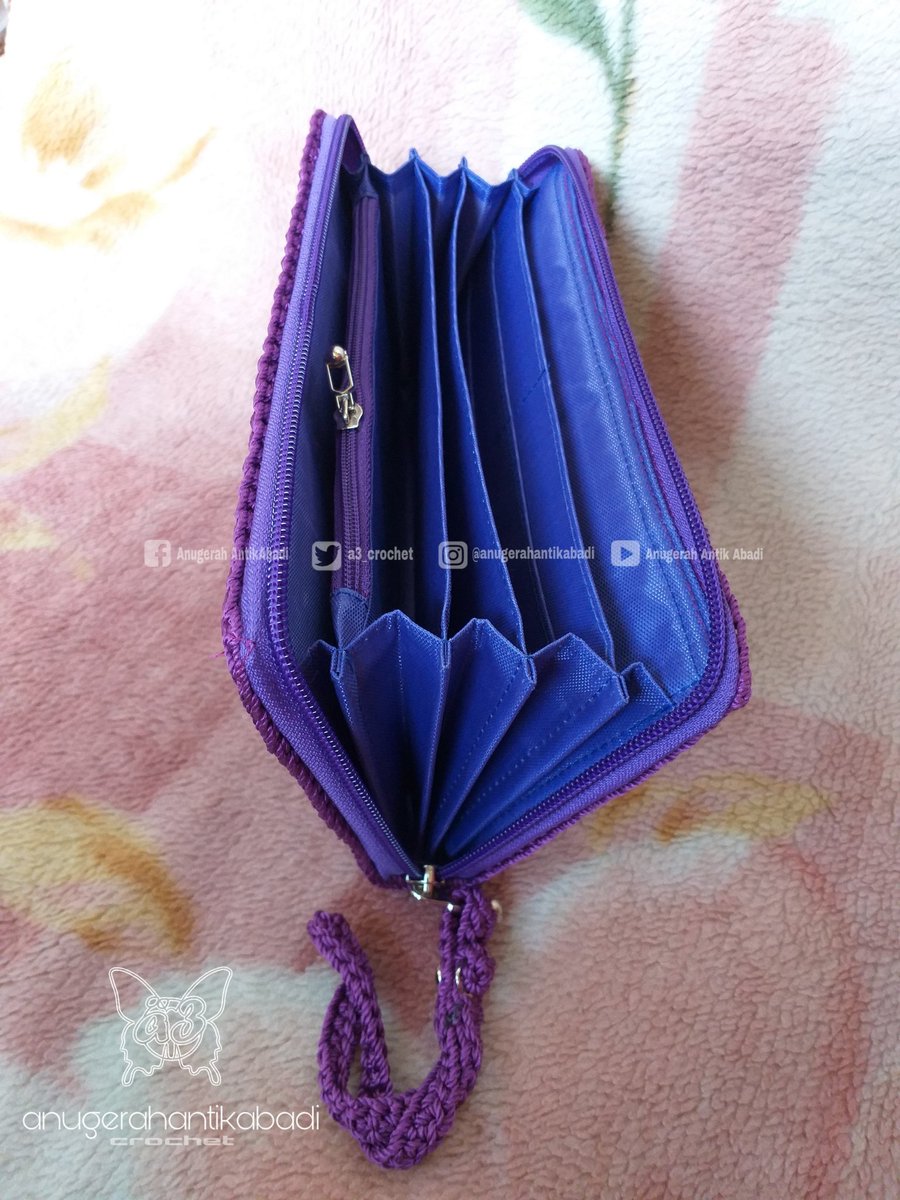 A3_Crochet's tweet photo. Dompet Rajut
#tasrajut
#crochet
#handmade
#crochetlovers
#pecintarajut
#crochetbags
#dompetrajut
#amigurumi
#crochetcreator
#crochetworld
#pecirajut
#tasrajut
#dompetrajut
#kerajinanrajut
#senimerajut
#indonesiancrochet
#crochettumbler
#crochetbottlecase
#crochetarts https://t.co/5PkyVfmyjg