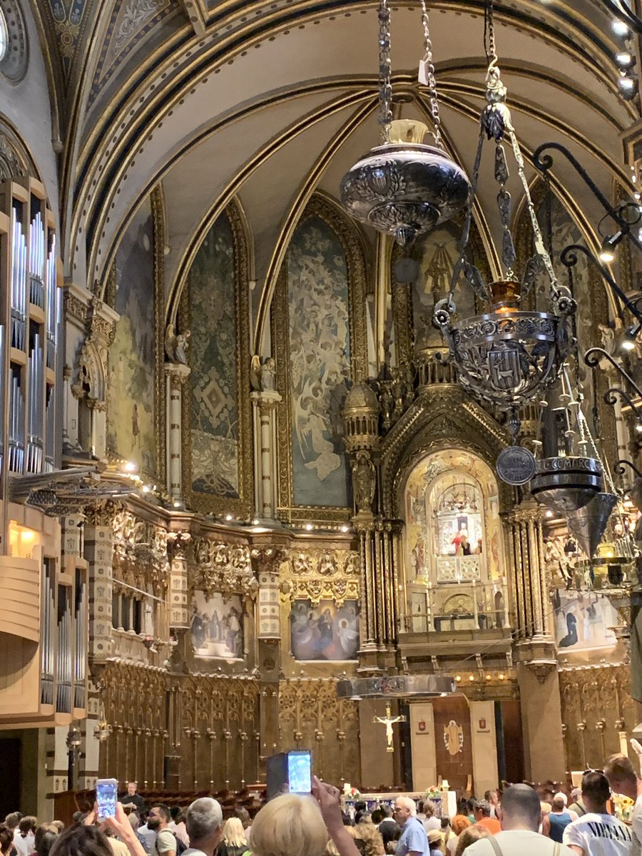 Grunch Chumpkins, Innkeep at the Silver Pony tweet media