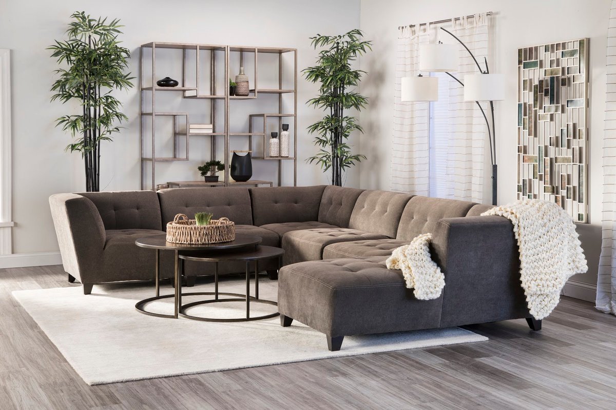 Steinhafels's tweet photo. From illuminating an entire space, to lighting a small reading nook, THIS type of lamp does it all! 💡https://t.co/352cVqaCiL
#steinhafels #decoratingsolutions #tipoftheweek #designtip https://t.co/uBS437Anlz