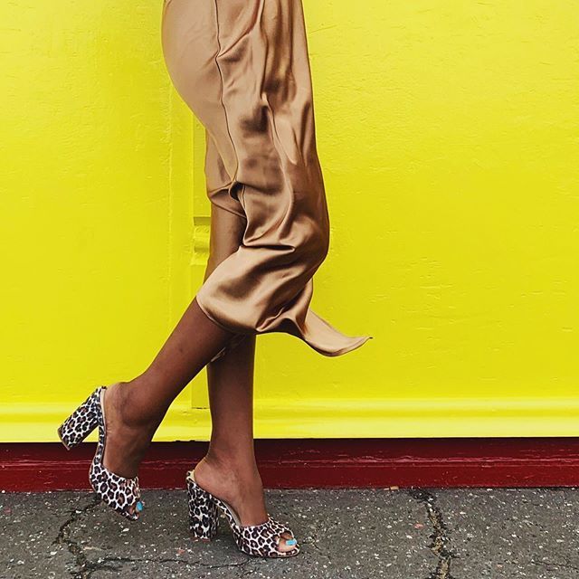 It’s all about the mule this season and the Lottie sandal in leopard ticks all the boxes. We know you can make gorgeous shoes without using animal skin, which is why we are 100% vegan. ♥️
.
#genuinelynotleather #sustainablefashion #veganshoes #ecofashion #slowfashion