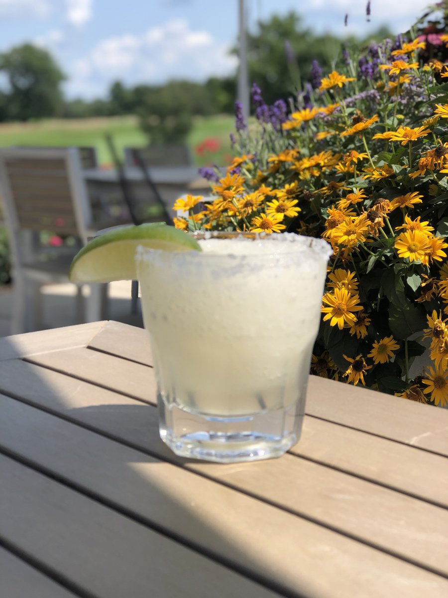 #patio #lime #sublime
Enjoy this beautiful weather on the patio for National Tequila Day featuring Tres Agave Ritas from the tap, frozen or on the rocks. Grab your lime and take your pick!
#SeeYouOnThePatio
#YouBelongAtNCRCC