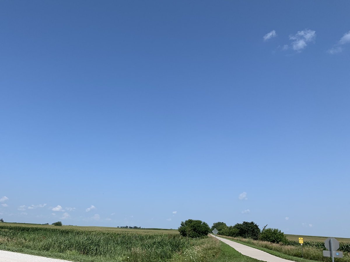 EMdocTerry's tweet photo. Awesome ride through the lovely Iowa countryside with the Mrs. today to increase the beauty to death ratio! #notragbrai #physicianwellness #rrvt https://t.co/UUu6BWSmYg