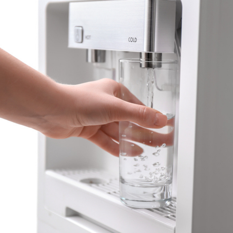 Did you know all of our rental prices also include a high-quality, professional installation, servicing, filter changes and repairs? Take a look at our range of water coolers today! 
#watercoolers #hydration #workplacewellbeing #officehydration
ecs.page.link/zwswr