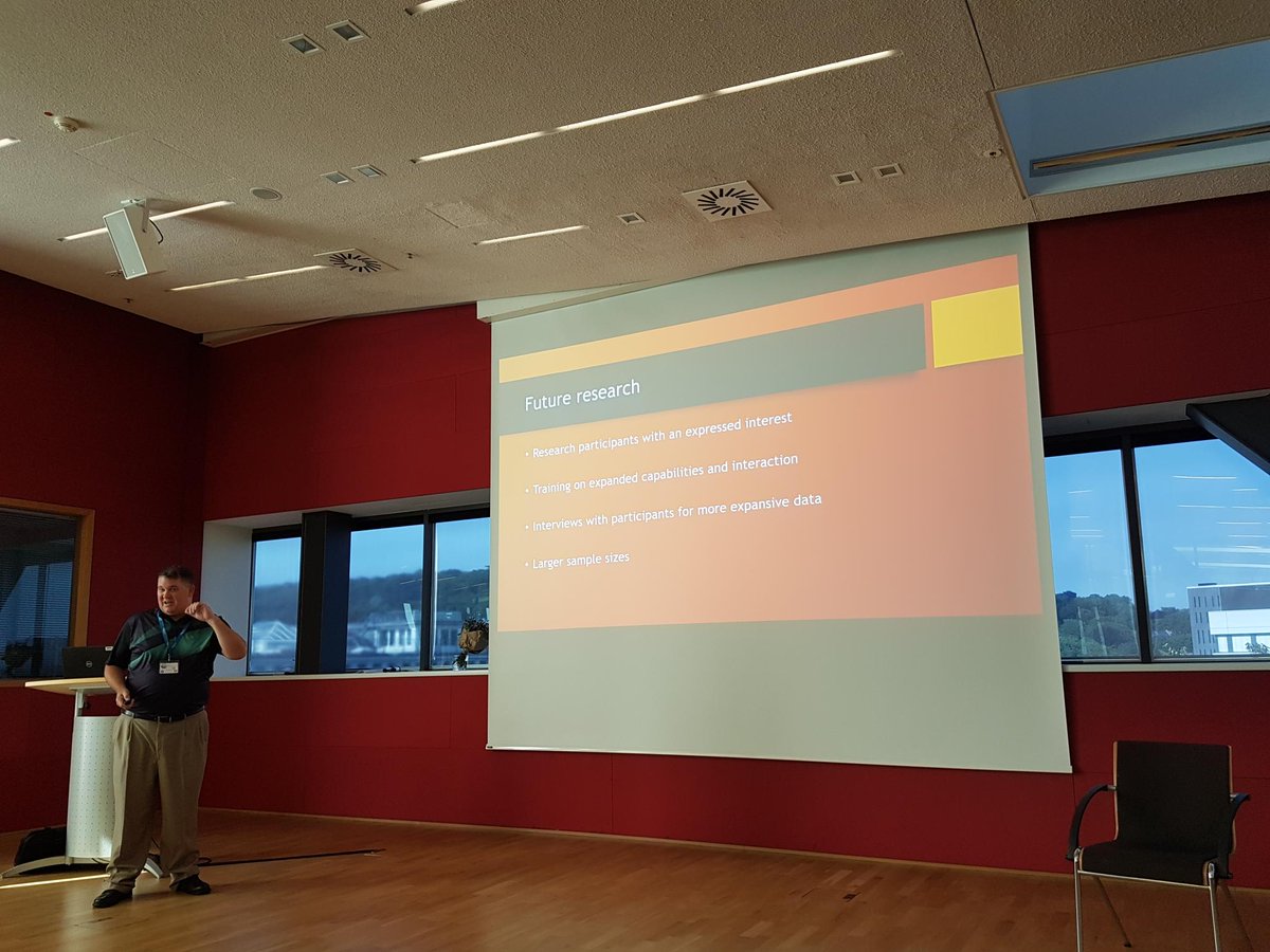 ClaasDigmayer's tweet photo. David Wright's presentation on smart home technology adoption and learning at #ProComm2019. Thanks again for the wonderful explanation of your videos ;) https://t.co/riCisbw8a1
