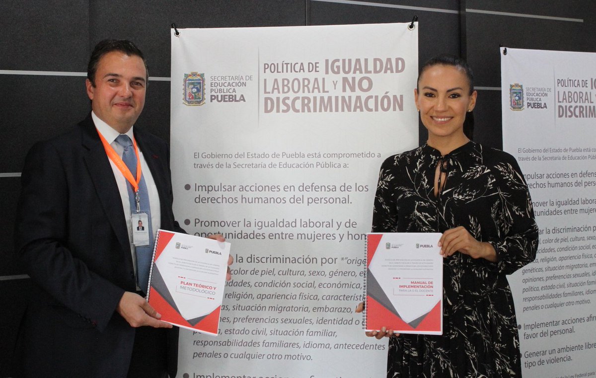 MiguelRobles_B's tweet photo. Para el equipo de la @SEP_Puebla es un orgullo recibir la certificación de la Conuee-Factual Services, S.C. por la implementación de una política de igualdad laboral y no discriminación. Trabajamos por un ambiente libre de cualquier tipo de violencia en la institución. https://t.co/jsBa7iJZe7