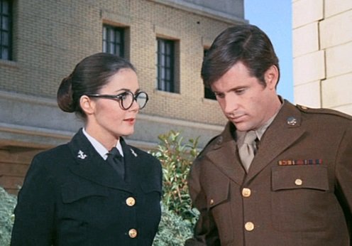 Happy Birthday to Lynda Carter and Robert Hays! 