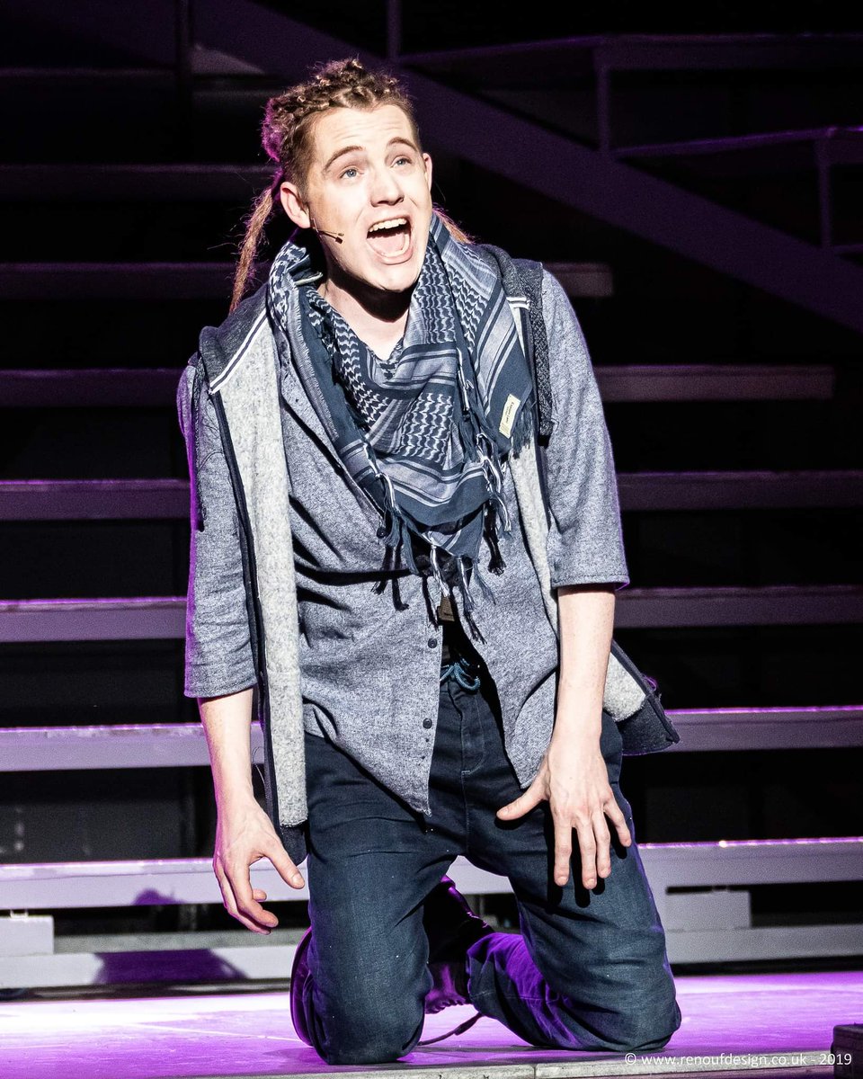 Charles_MDuke's tweet image. April 2014 I was given 3 years to live,
May 2018 I received a life saving double lung transplant,
TONIGHT I will be playing Judas in Jesus Christ Superstar.

This evenings performance will be dedicated to my donor.

@cftrust @CFAware @NHSOrganDonor