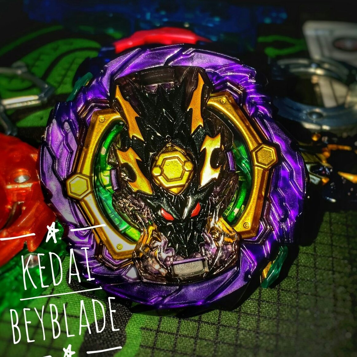 kedai beyblade original