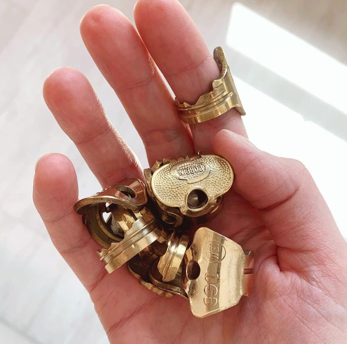 brass rings and wraps || the more details the better! 🔑