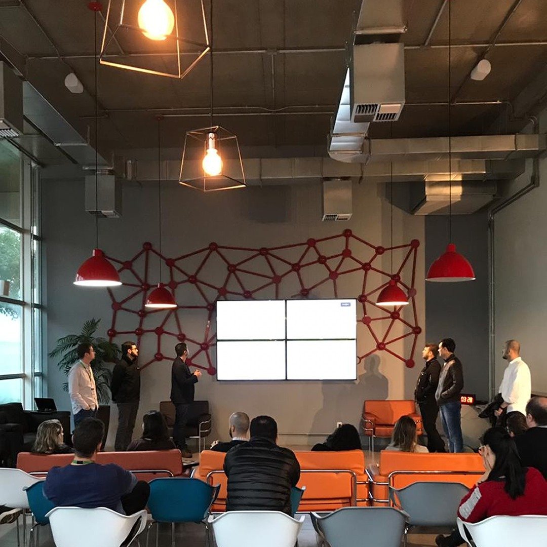 Innoscience_'s tweet image. Hoje foi o último dia da Imersão do Inovar Juntos 2 do Sicredi. As startups selecionadas se reuniram com diversas áreas da empresa para a construção dos seus projetos piloto. Confira as fotos.
#Innosciece #inovacao #inovarjuntos #sicredi