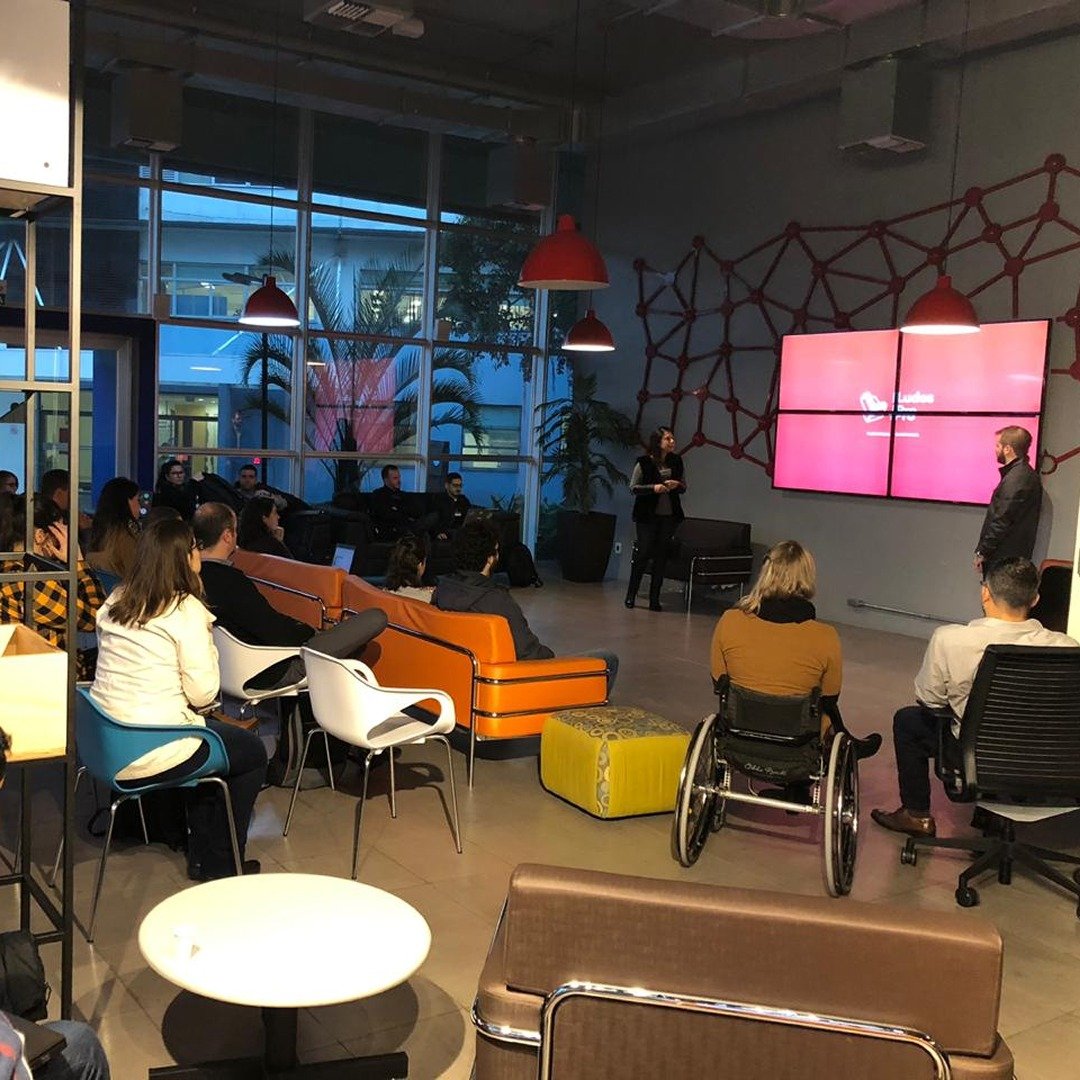 Innoscience_'s tweet image. Hoje foi o último dia da Imersão do Inovar Juntos 2 do Sicredi. As startups selecionadas se reuniram com diversas áreas da empresa para a construção dos seus projetos piloto. Confira as fotos.
#Innosciece #inovacao #inovarjuntos #sicredi