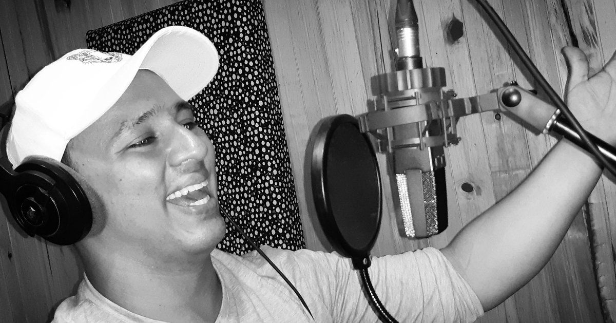 - En Colombia se baila la cumbia
- En Colombia se vive y se goza 
- Con cumbiamba vestuario y mechero
- Se le canta a todo el mundo entero. 🔥🎶🔥🎶🔥

Próximamente Tigres Azules Ft. <a href="/ORQIDENTIDAD/">Orquesta LA IDENTIDAD</a>. 

#cumbia
#cumbias #cumbiawepa #cumbiasonidera #cumbiacolombiana #bailaestacumbia