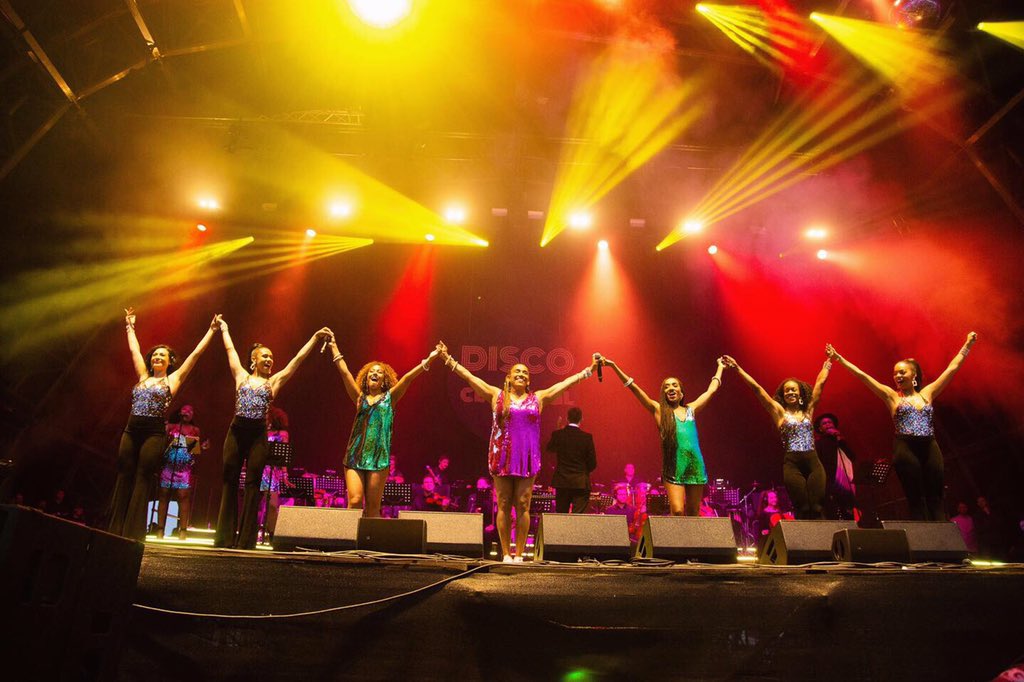 robinscamera's tweet photo. Sunday at @limfestival 2019! Disco Classical feat. Kathy Sledge, De La Soul feat. Talib Kweli and Dres from Blacksheep, Nao, Grace Carter and so much more. LIMF serving up the best weekend of live music Iβve experienced in a long time! πβ¨ #limf2018 #cultureliverpool https://t.co/t1nl2HJ0gM