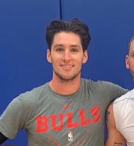 Rollie2Wright's tweet photo. IT’S THAT DAMN HANSEL! HE’S SO HOT RIGHT NOW! https://t.co/oyVVK87B1c