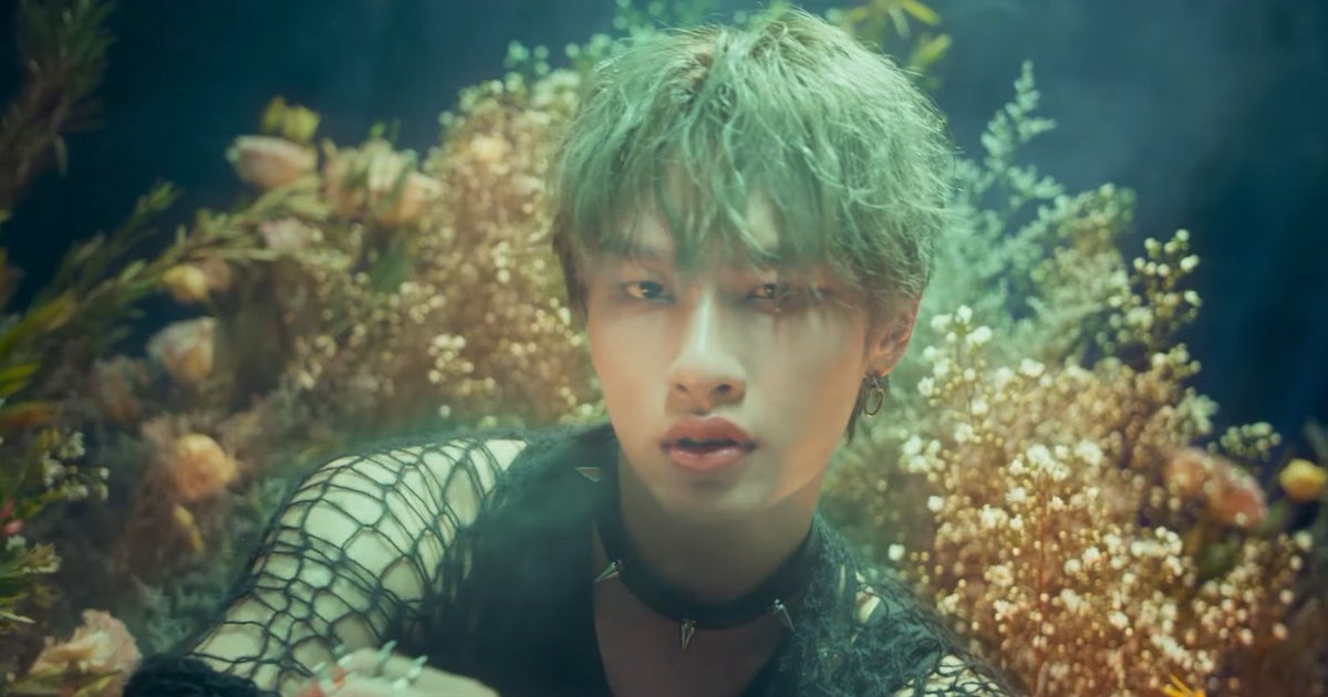 mgmr1025's tweet photo. Gun's concept reminds me of this Filipino folklore, Engkantos. 😆 Beautiful and fair-skinned beings, living with nature, and are prone to get attracted to brown-skinned boys/girls. Refuse to return their love and you will get punished or abducted. 😅 

#gunnapatn 
#GoodLuckMark https://t.co/MmOxsvc9IA