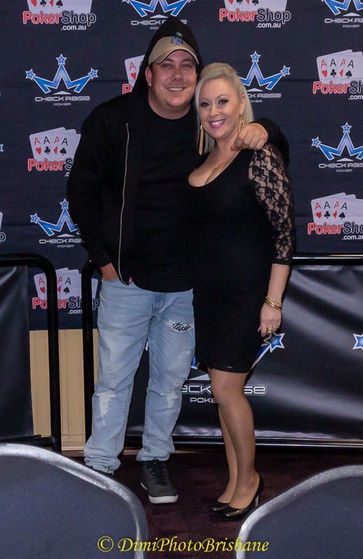 GiigiiFabulous's tweet photo. Working with these guys for the next few days #poker #Aussiepoker #checkraisepoker #pokermum @CMONEYMAKER https://t.co/bWqhPVGgZu