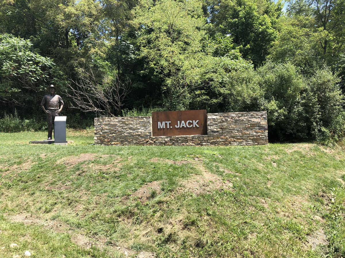 leicsunit3WSJ's tweet photo. The Attenbears have had a great day exploring Mount Jack #UK24WSJ #leicsWSJ2019 #ScoutJamboree #theattenbears @leicsunit3WSJ https://t.co/Bg2q3JkP7F