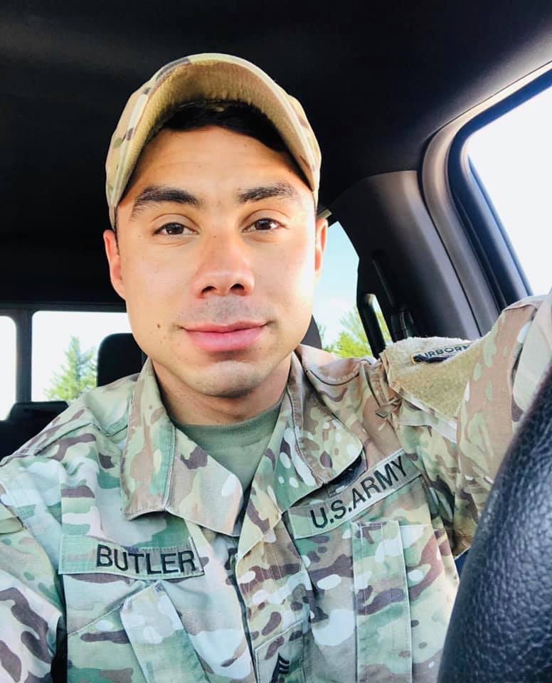 GoArmyDFW's tweet image. SSG Butler aka #BeastMode Fitness studs are built not born and the #USArmy can help. So hurry up and hit me up for that summer body courtesy of your #DrillSergeant 😅💪🏽 #Gainz #ArmyRecruiter