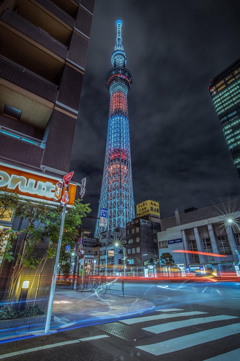 🍩🌐🔴⚪️🔴🐶🚗

Location : #Tokyo #東京 , #Japan #日本

#Y_1985_T_Photo

#Photograph #Photo
#Longexposure #NightView #Landscape #Scenery
#東京カメラ部 #PASHADELIC
#写真 #風景 #夜景 #景色
#Skytree #スカイツリー

instagram.com/p/B0UbmUKApol/
