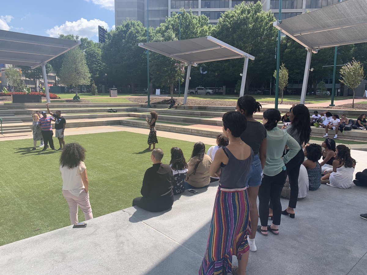 Ctr4CHR's tweet photo. Come out and enjoy some performance art at “Embodied Empathy” in @centennial_park with #HIA2019 John Lewis Fellows
#FeelThePower @MellonFdn https://t.co/UUHWp9T80J
