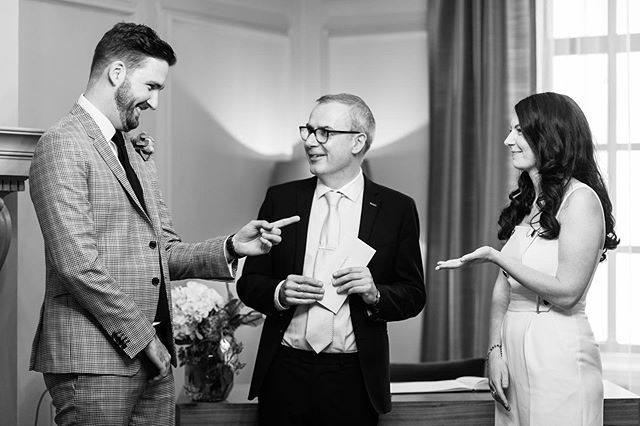 "So my final duty is to present the wedding certificate to the person least likely to lose it." Both James and @lucysmall57 knew instantly who that person was. 
#oldmarylebonetownhall #marylebonetownhall #londonwedding #townhallwedding #reportageweddingp… ift.tt/2Z7WDdT