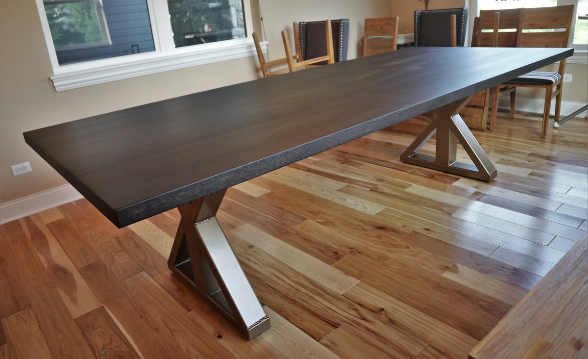 HandmadeTables's tweet photo. Our customer went with a trendy, #gold hue for her metal base and a rich brown to complement it on top.
https://t.co/odOlW3o4z1
#CustomTables #Metal #HomeDecor #FurnitureDesign #OakTables #ShopSmall #RusticElements #Tables #DiningRoom #InteriorDesign #PowderCoat https://t.co/pz3COZ0sR3