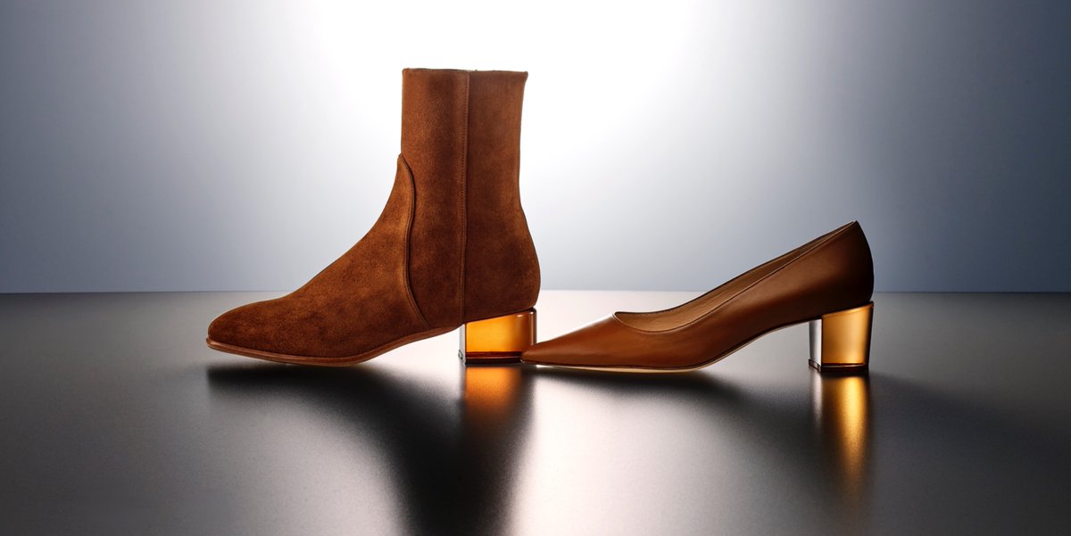 StuartWeitzman's tweet photo. Stay in the clear this season and next in these transitional pairs. #CLODETTE #CAROLE #SWLucite #StuartWeitzman
Shop the Lucite Collection: https://t.co/o9eHSbnOXU https://t.co/W3F0vKh8aE