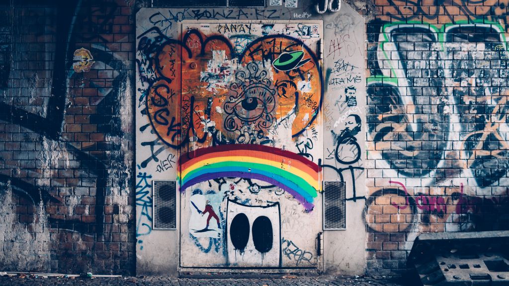 You're a mess. I'm a mess. We’re a mess, but we’re becoming more and more aware that the Spirit of God works with purpose in that mess. #peoplearemessy #godhaspurpose #beauty #messyspirituality