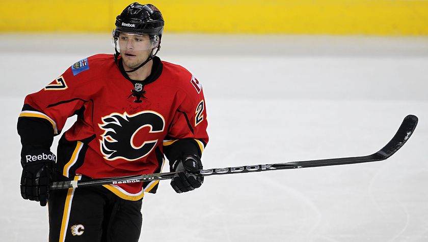 The OJ in the news:
“... (days) of the old-style coach are over. It’s now about teaching the game and helping the players improve.”

New <a href="/OJHLDukes/">Wellington Dukes</a>
coach &amp; ex #NHL /OJHLer Derek Smith from the <a href="/SaultStar/">SaultStar</a>
saultstar.com/news/local-new…