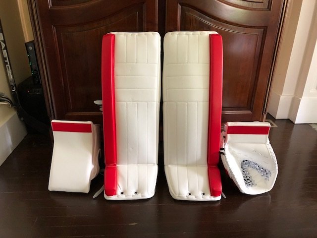 Piku_Worldpro's tweet photo. Custom Made Goalie Equipment for CJ Motte, Innsbruck Sharks for the 2019/20 season.  For Private Goalie Instruction and Custom Made Equipment call 313-610-7700.  @CJMotte @hcinnsbruck #customgoalequip #itsaboutskill https://t.co/GyhII9xGsi