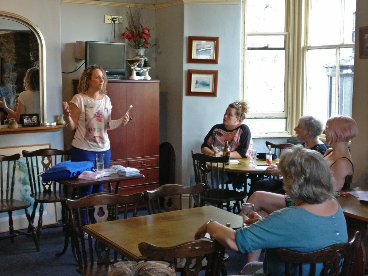 rrichards127's tweet photo. Lovely @DementiaFriends session tonight at The Eagle Penmachno. Thank you for listening and becoming Dementia Friends π #reducingstigma #5keymessages #moretothepersonthandememtia https://t.co/Za1zj0dLmR