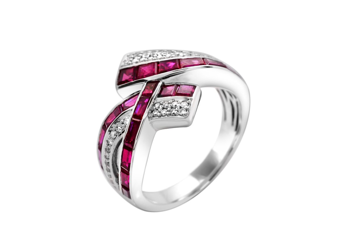 AffinityD2013's tweet photo. The ruby stone is for burning love, while the infinity design is for everlasting, these two are in this infinity ruby ring. Modern and trendy
yet still classy and timeless style in this beautiful piece ring. 

https://t.co/aFPAL1uCA6

#AffinityDesigns #Wholesale #finejewelry https://t.co/Q8tJ1CCjoz