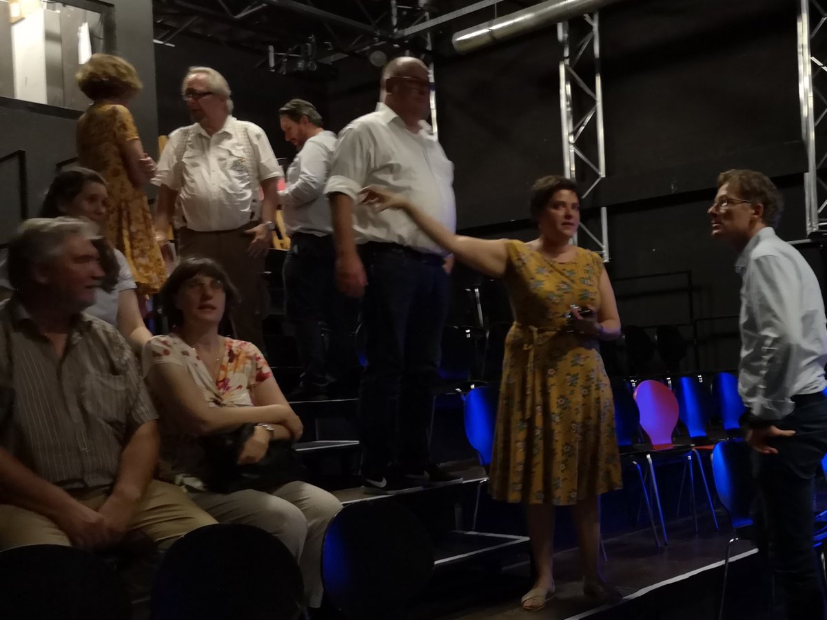 gdobusch's tweet photo. #Sommerpause hin oder her - mit @kienscherf auf Sommertour in #Ottensen, im ältesten #Offtheater Hamburgs: @monsun_theater! Und dann gleich noch bei der @FeuerwehrHH in #Altona und in #Bahrenfeld bei @desy, #Innovationvillage + #petraIII gucken! @spdhh #Hamburg https://t.co/5NMmyQGiuI